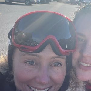 Meet your Posher, Sare